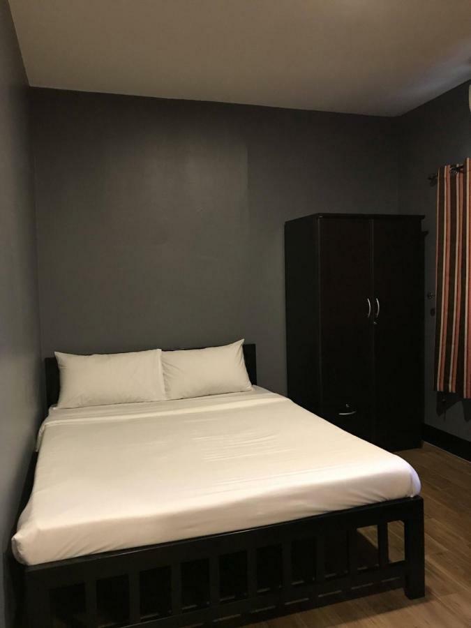 Center Point Plaza Pansiyon Bangkok Dış mekan fotoğraf